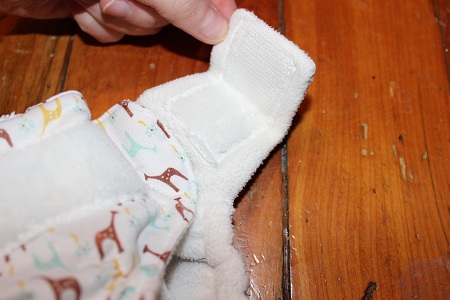 strong aplix closures and laundry tabs on softbums velcro